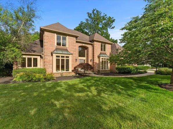 9761 Farmstead Dr, Loveland, OH 45140