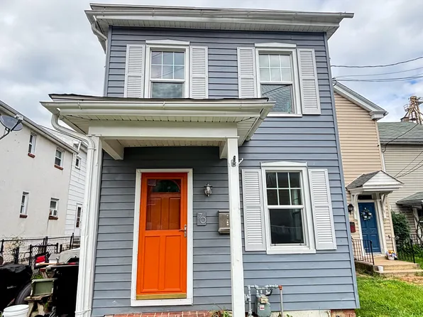 70 New Charlotte St, Manheim, PA 17545