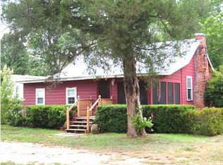 1238 Spivey Rd, Grand Ridge, FL 32442