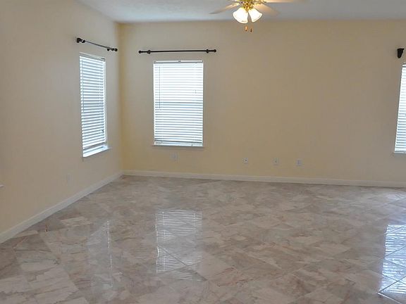 4th image of 2503 Marlin Dr