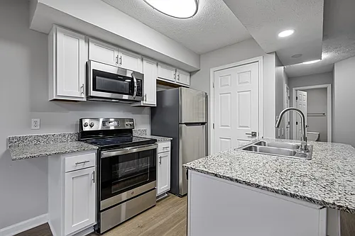 Residences on Carr Hill Photo 1