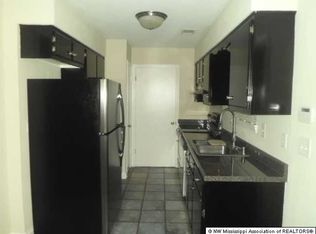 6075 Forestgate Rd, Horn Lake, MS 38637