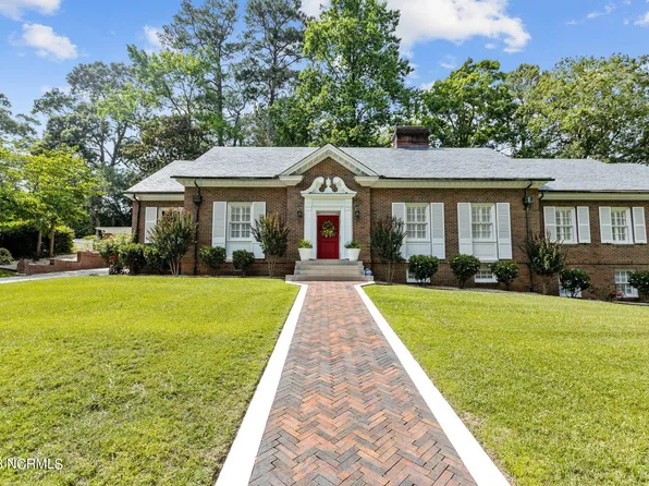 203 E Grace Street, Williamston, NC 27892