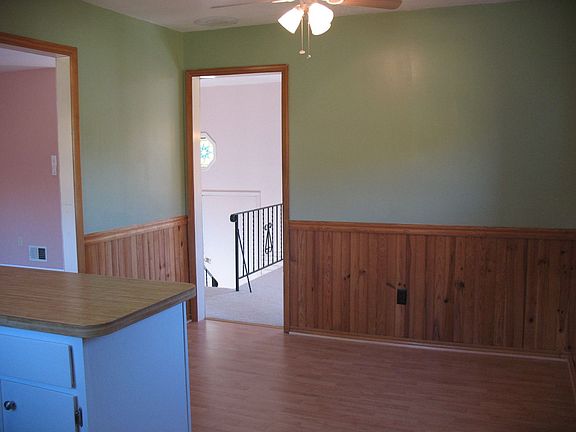 Eat in Kitchen