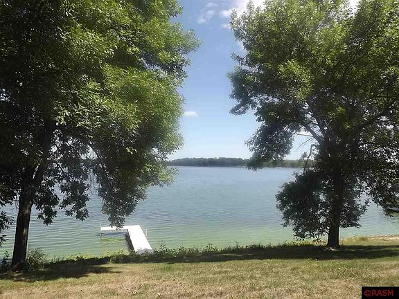 3rd image of 22285 Lakewood Dr