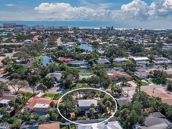 2nd image of 5451 SHADOW LAWN DRIVE