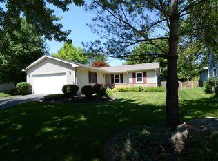 1625 Cumberland Rd, Aurora, IL 60504