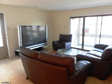 2nd image of 4444 West Ave #9