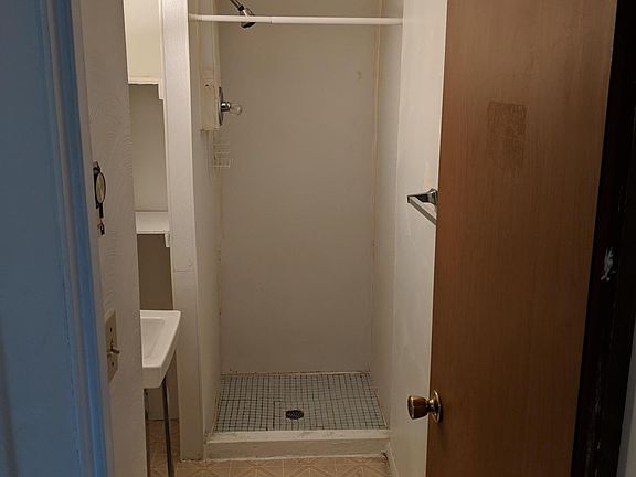5th image of 99 Kassal St