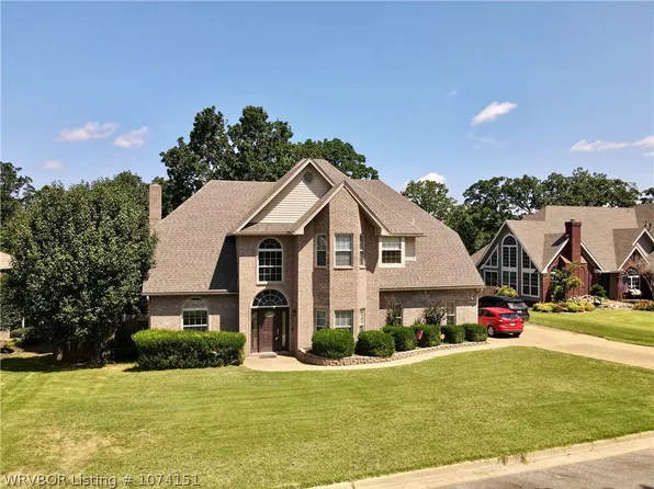1905 Hillsboro Ln, Fort Smith, AR 72908