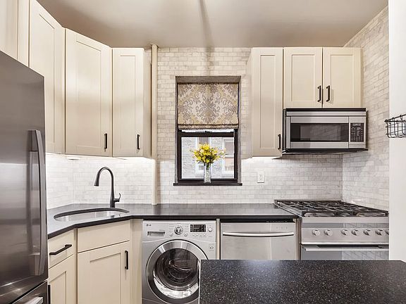 4th image of 340 W 19th St APT 5