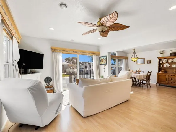 74711 Dillon Rd #6, Desert Hot Springs, CA 92241