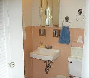 4th image of 171 S Highland Ave #171