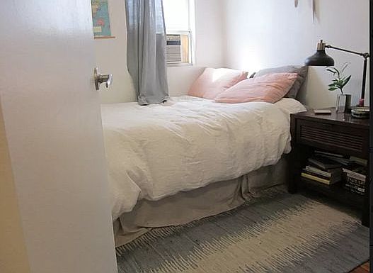 5th image of 138 Manhattan Ave APT 4A
