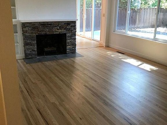 4th image of 911 Ilima Way
