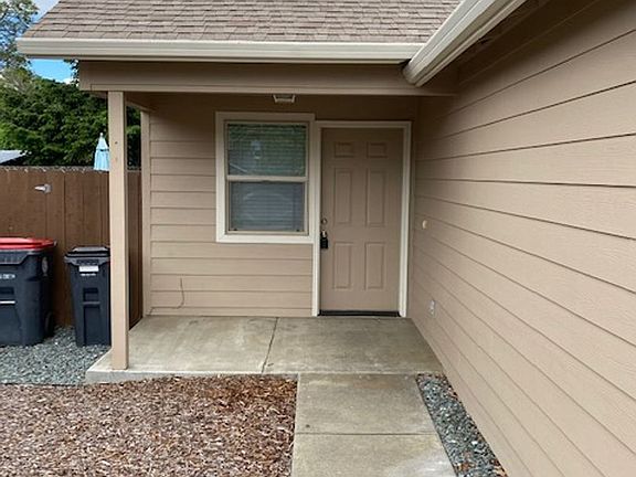 2nd image of 1491 Clearsprings Dr #1491