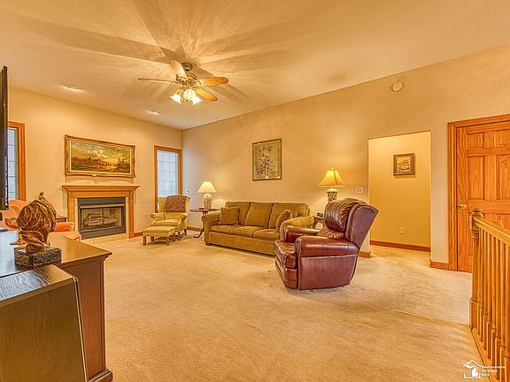 3rd image of 14372 Jonathon Rd