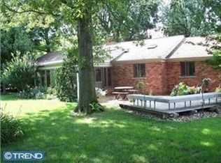 450 Eagle Ln, Lansdale, PA 19446