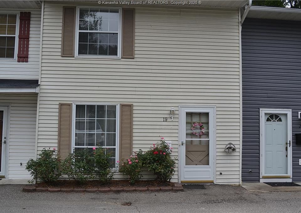 1st image of 19 Warren Pl #19