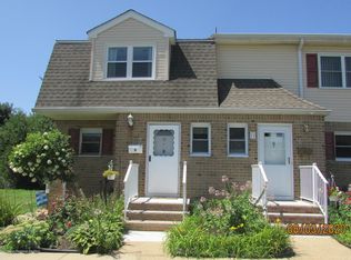9 Windsor Ter, Freehold, NJ 07728