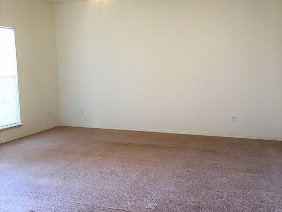 4th image of 1778 N Gregg Ave APT 3