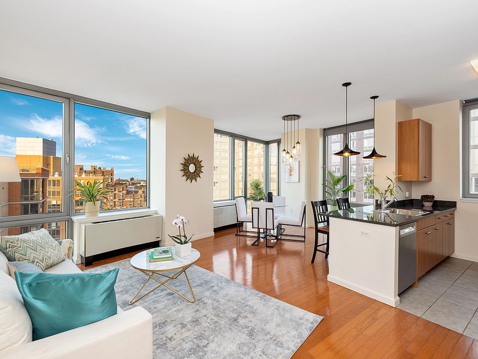 1st image of 455 Main St Penthouse 2F