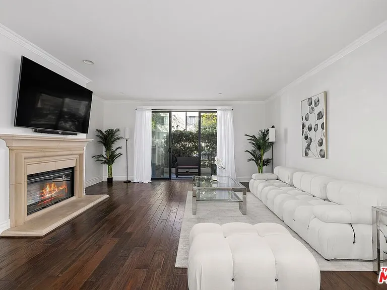 1530 Camden Ave #105 — Photo 2