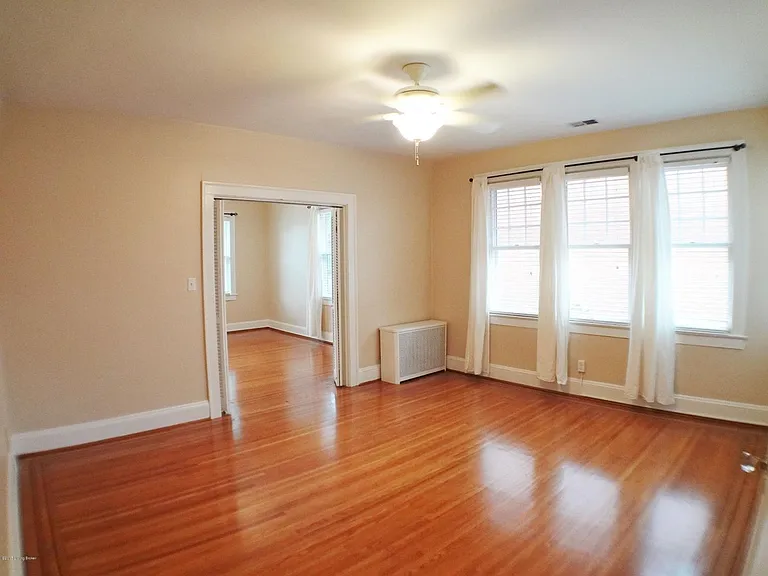 2450 Glenmary Ave #5 — Photo 4