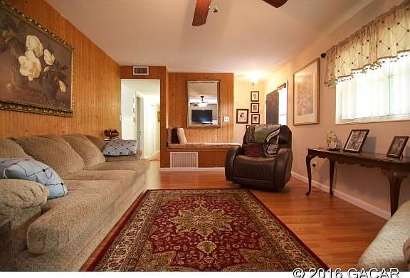 4th image of 3521 NW 34th Pl