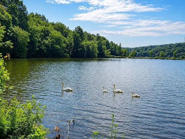 Holiday Hill, Waterbury, CT 06701