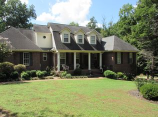 211 Rolling Oaks Dr, Humboldt, TN 38343