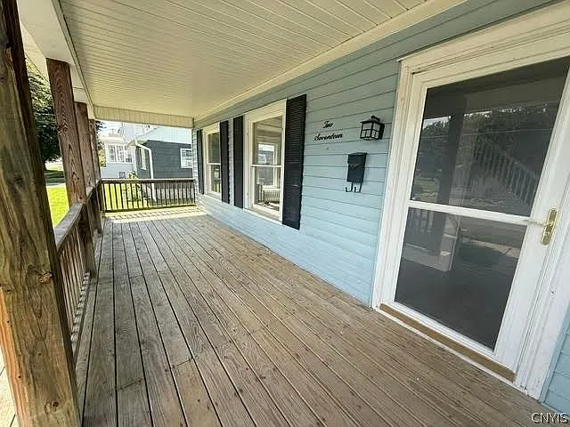 217 Colorado Ave — Photo 3