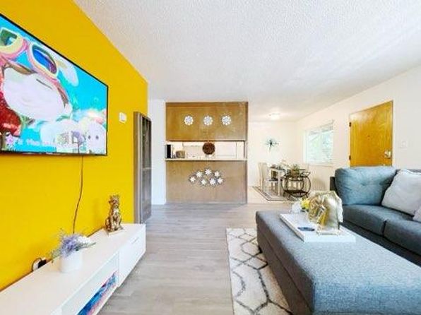 3520 Brook St APT 6