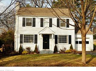 552 Fern St, West Hartford, CT 06107