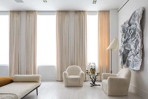 Sold by Compass | media 22