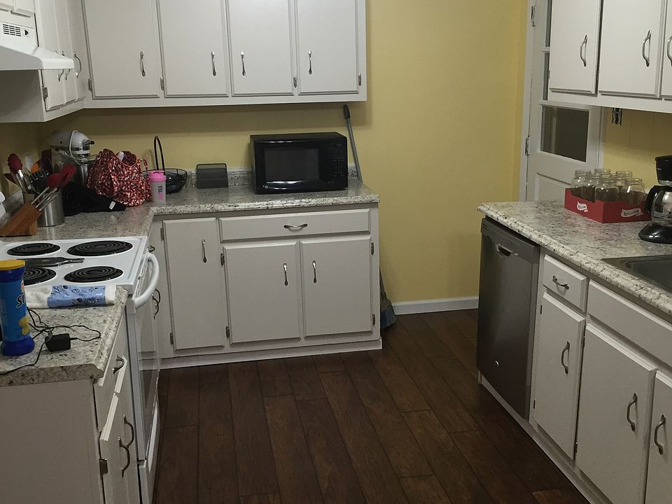 2nd image of 29 Shadowlawn Dr