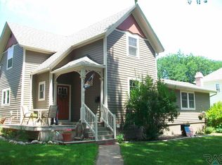 502 E 9th St, Dell Rapids, SD 57022