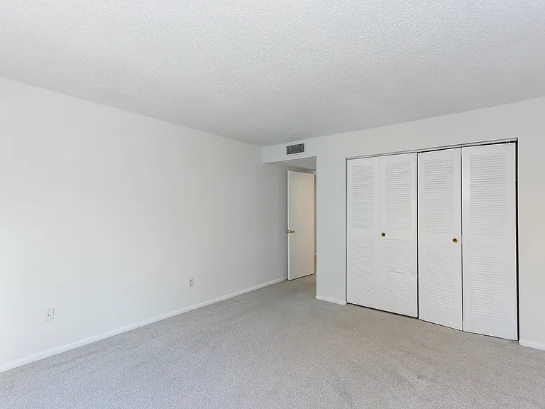 46 Little Silver Ct SE #46 — Photo 22