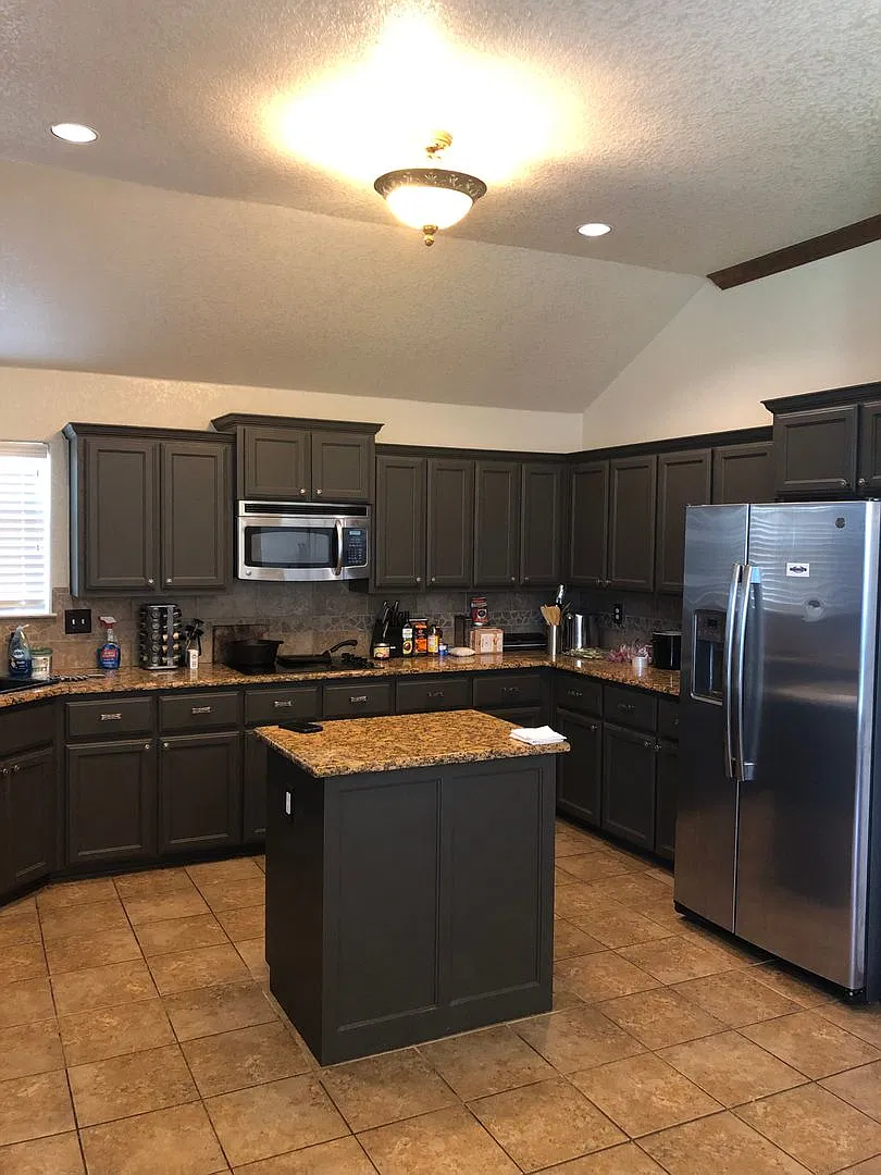 Beautiful Home in Great Location — Photo 4