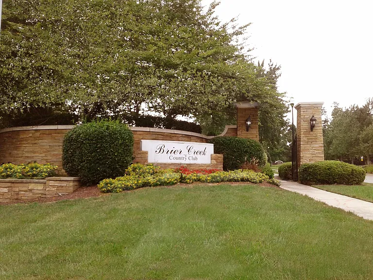 11008 Fair Chase Ct — Photo 37