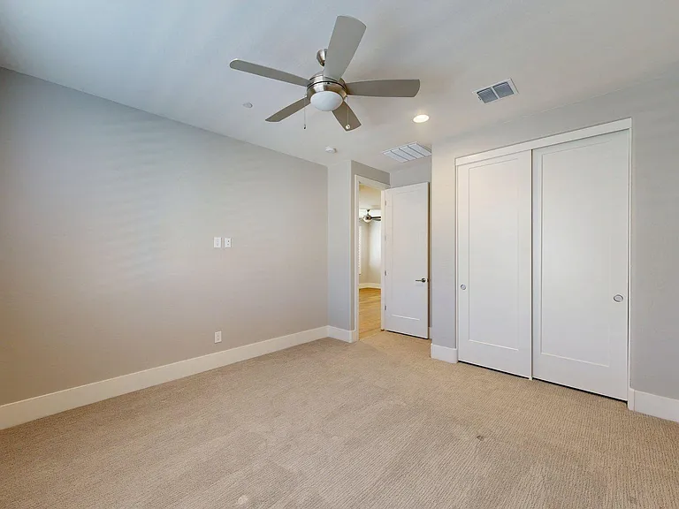 23190 N 74th Pl — Photo 27