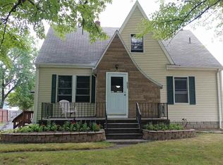 2562 Midland Rd, Bay City, MI 48706