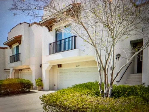 3619 Bay Heights Way Photo 1