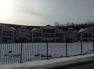 218 Reservoir St UNIT 324, Holden, MA 01520