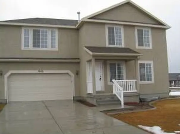 7905 N Cedar Crest Rd, Eagle Mountain, UT 84005