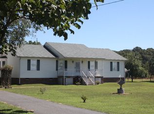 117 Courtney Rd, Lancaster, VA 22503