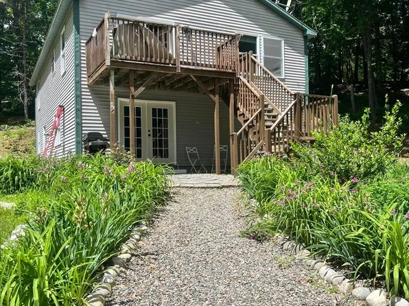 39 Fairbanks Road, Manchester, ME 04351