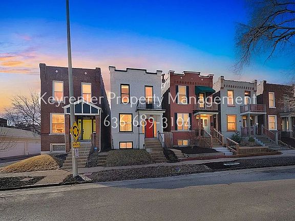 2nd image of 2918 Sidney St