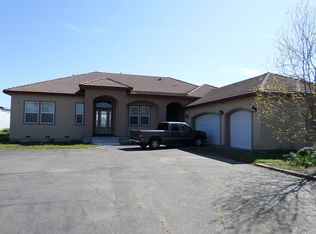 5702 Dry Creek Rd, Rio Linda, CA 95673