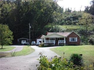 92 Holmes Hollow Rd, Charleston, WV 25312